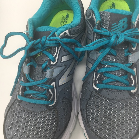 NEW BALANCE WOMEN'S RUNNING SHOES TRAINING - Picture 3 of 15